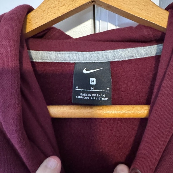 Nike Men's Maroon Hoodie golf - Picture 2 of 2